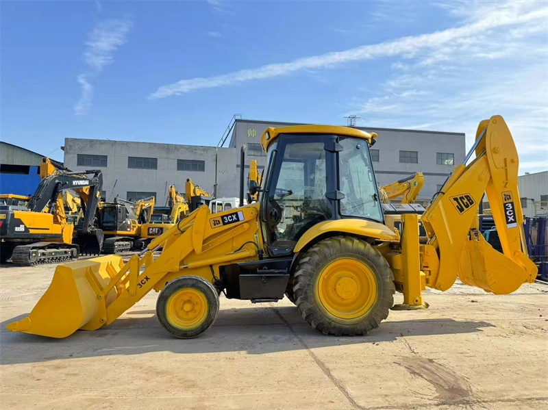 Оригинальный подержанный экскаватор-погрузчик JCB 3CX 1
