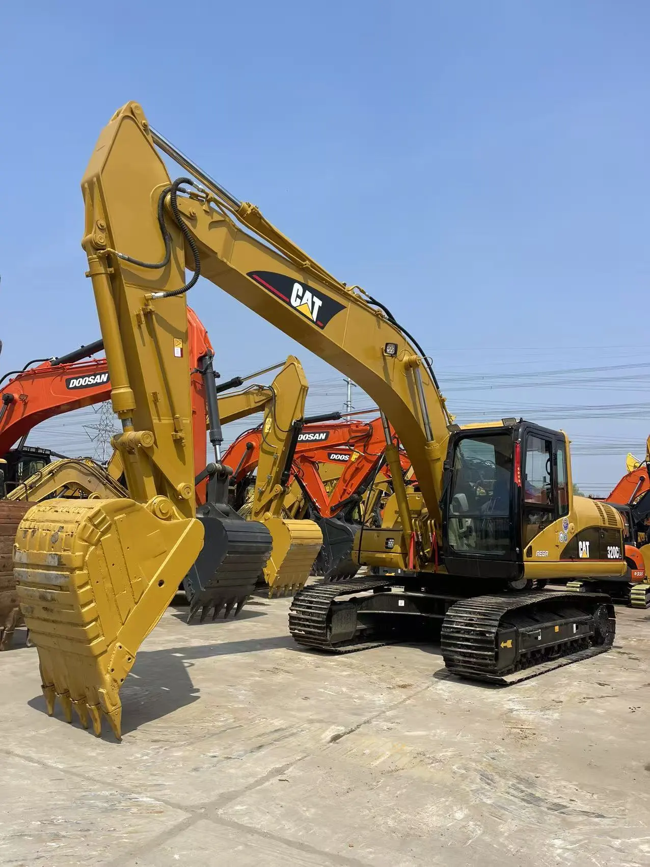 Good Condition Used Digger Caterpillar 320CL Excavator Machine for Sale 1
