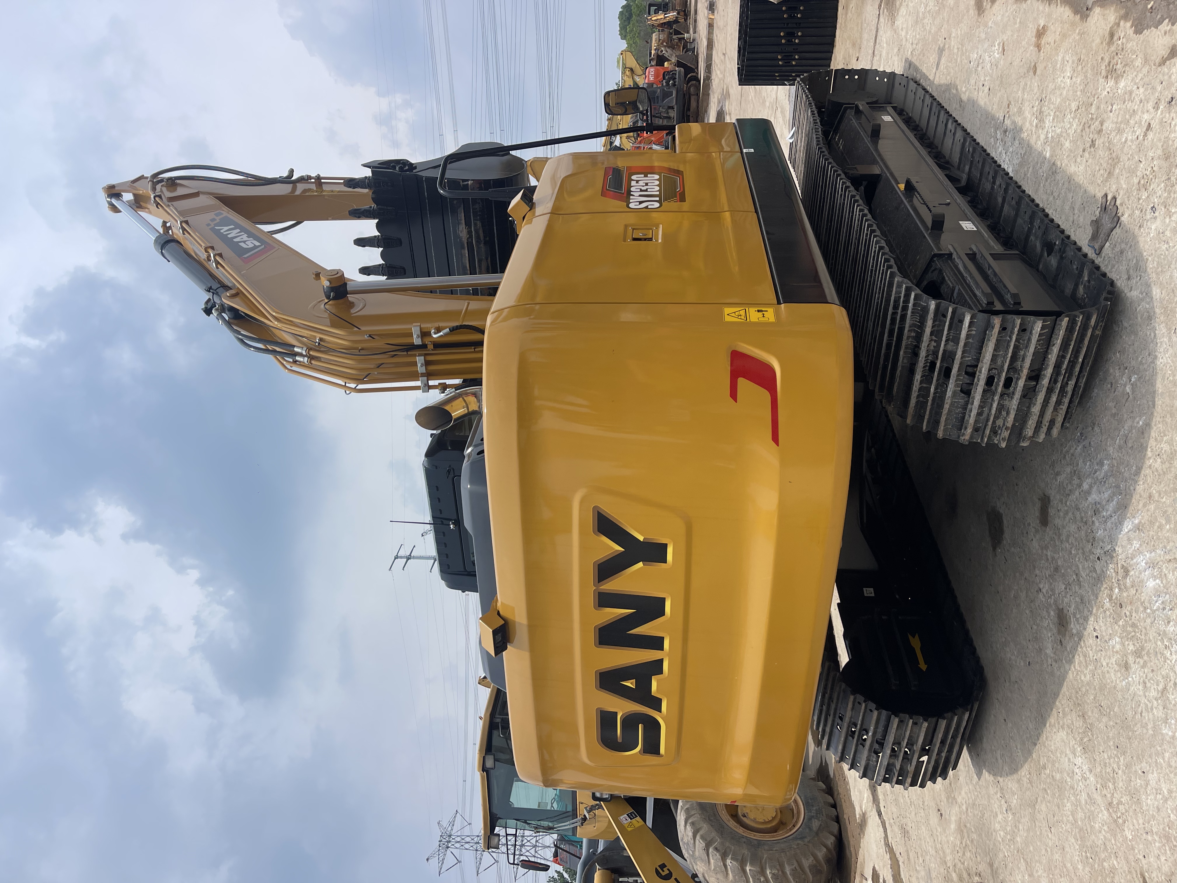 Brand New SANY SY135C Crawler Excavator 13 ton Sany Excavator 2