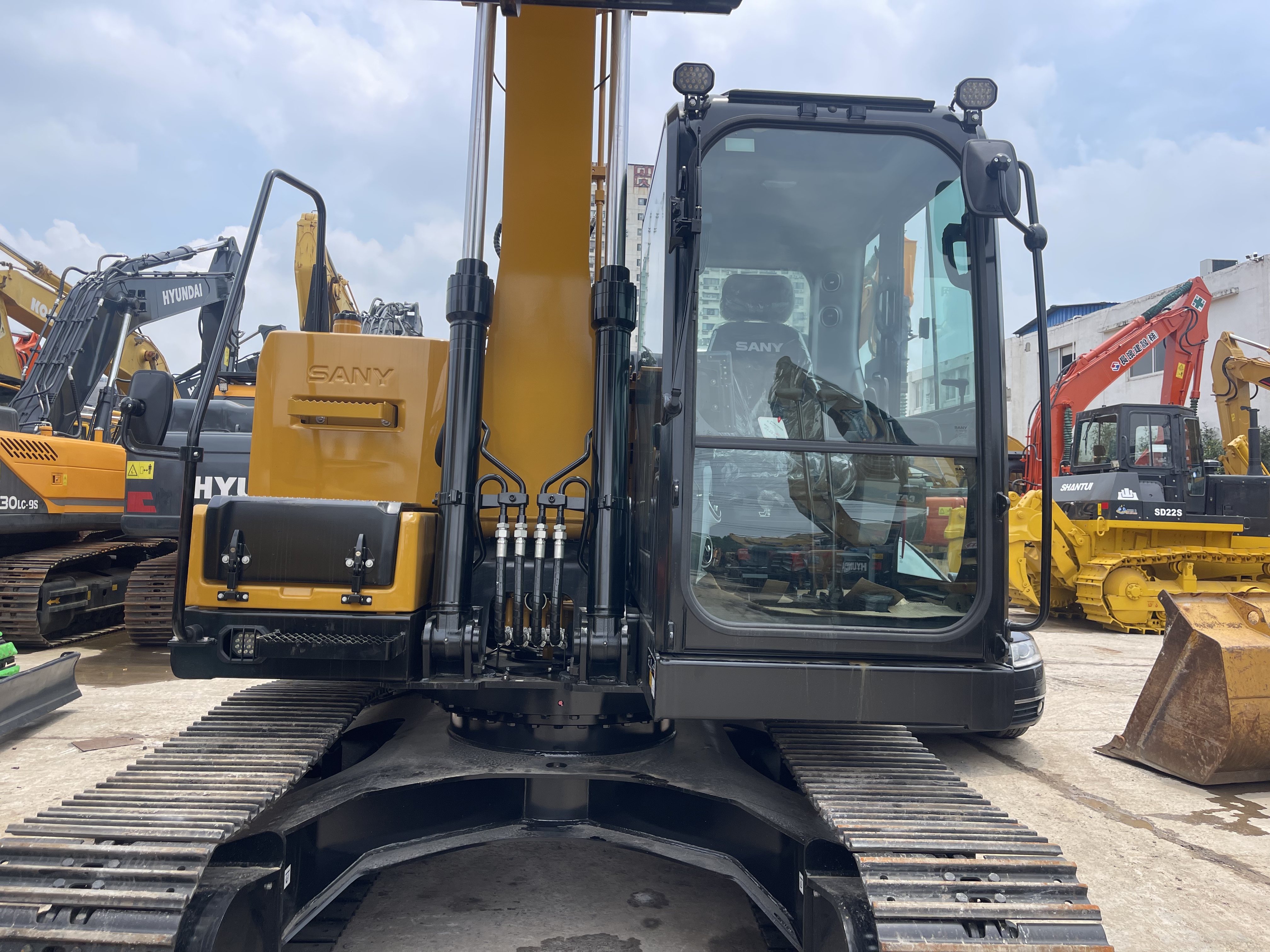 Brand New SANY SY135C Crawler Excavator 13 ton Sany Excavator 6