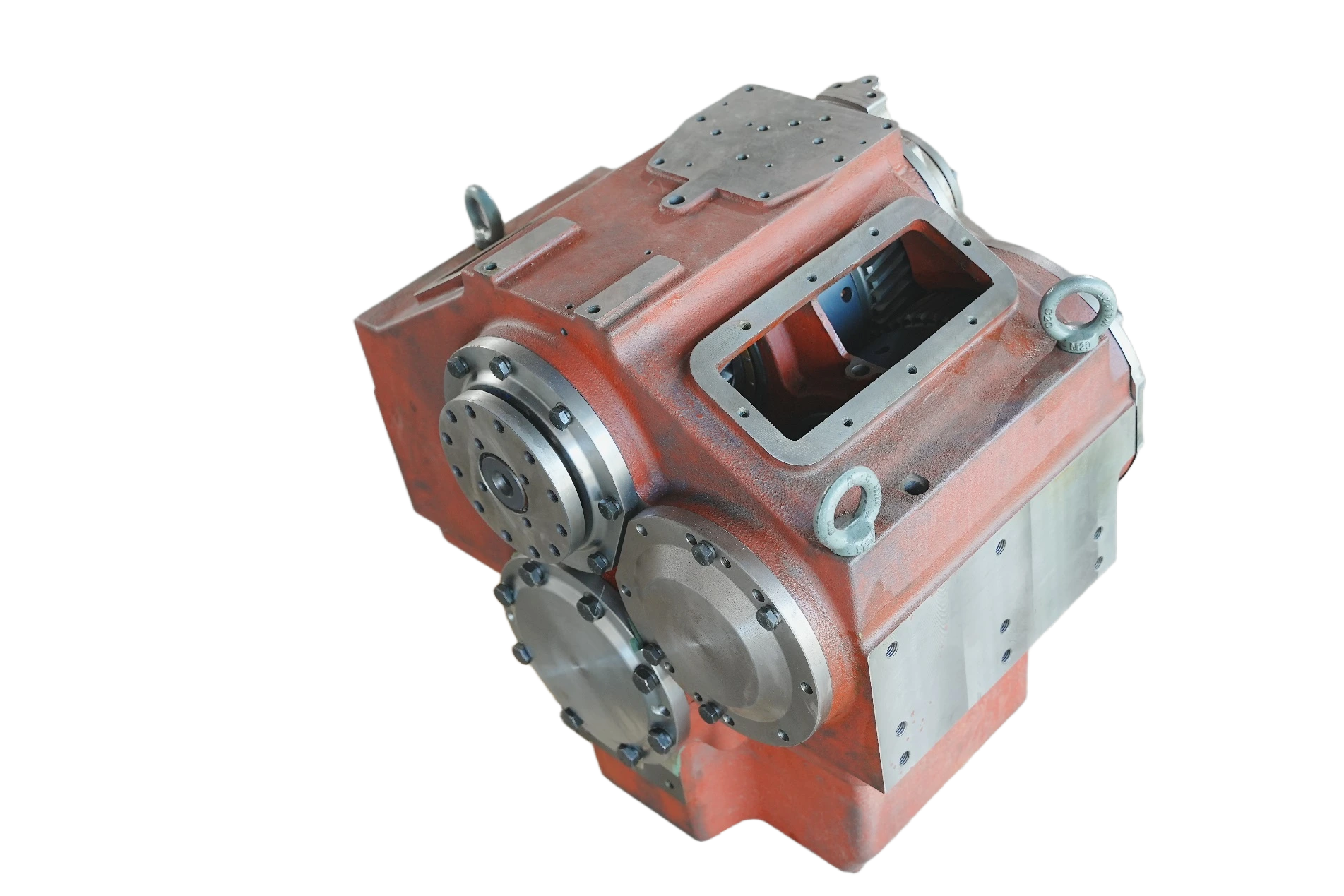 UPPER AND LOWER HOUSING OF MARINE GEARBOX UPPER AND LOWER HOUSING 1