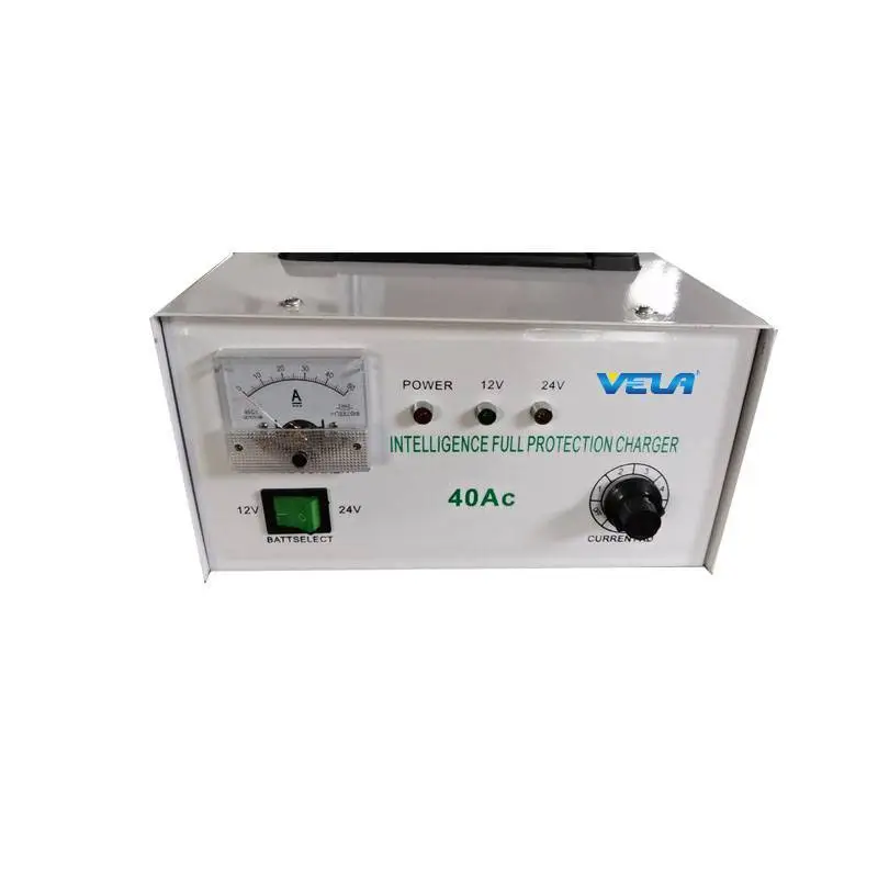 12V Or 24V Portable Battery Charger LC-40AC for Rechargeable Batteries1 1