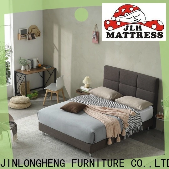 Fabricants de têtes de lit rembourrées en Chine avec douceur 1