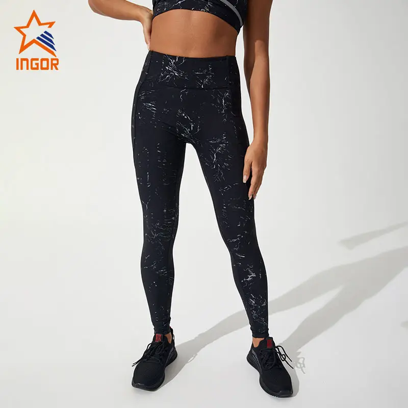 INGOR yoga activewear set marketing for sport 3
