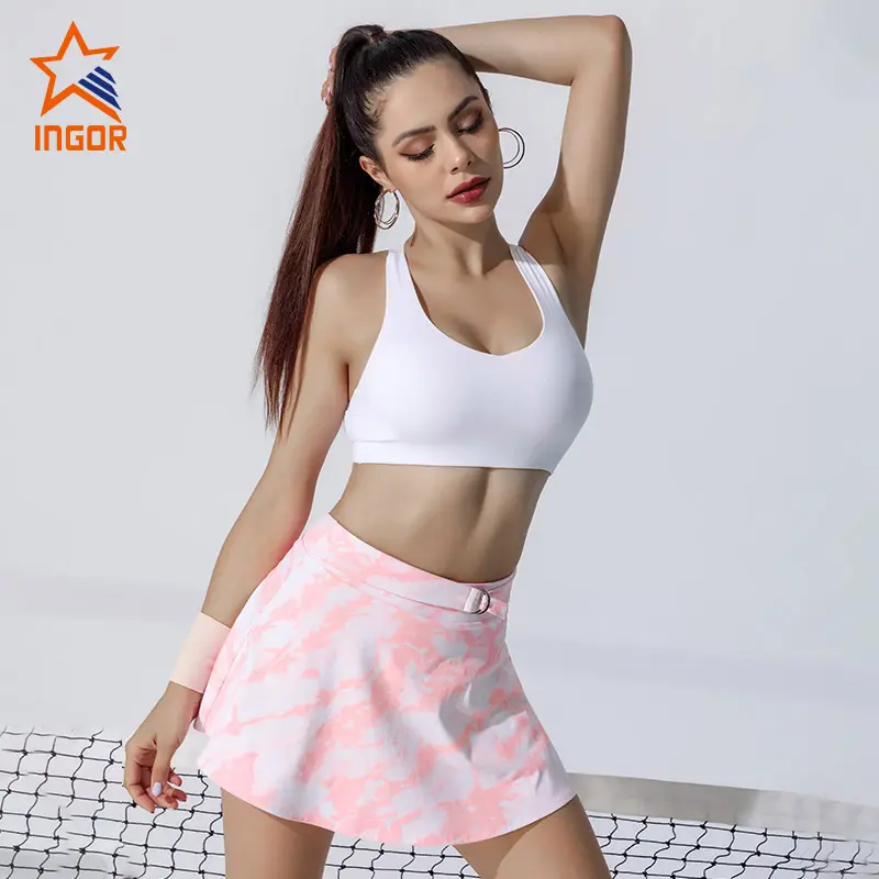 INGOR soft tennis outfit woman experts at the gym 5