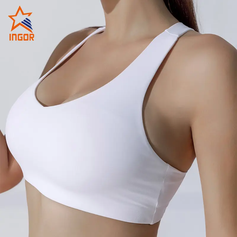 INGOR soft tennis outfit woman experts at the gym 9