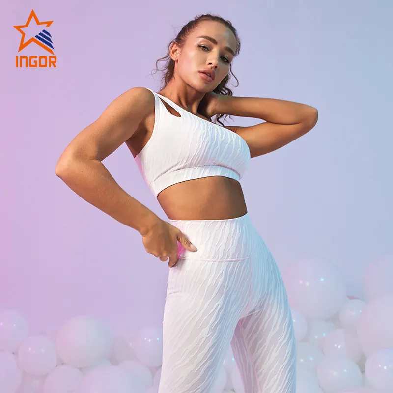 INGOR quality sports crop on sale at the gym 8