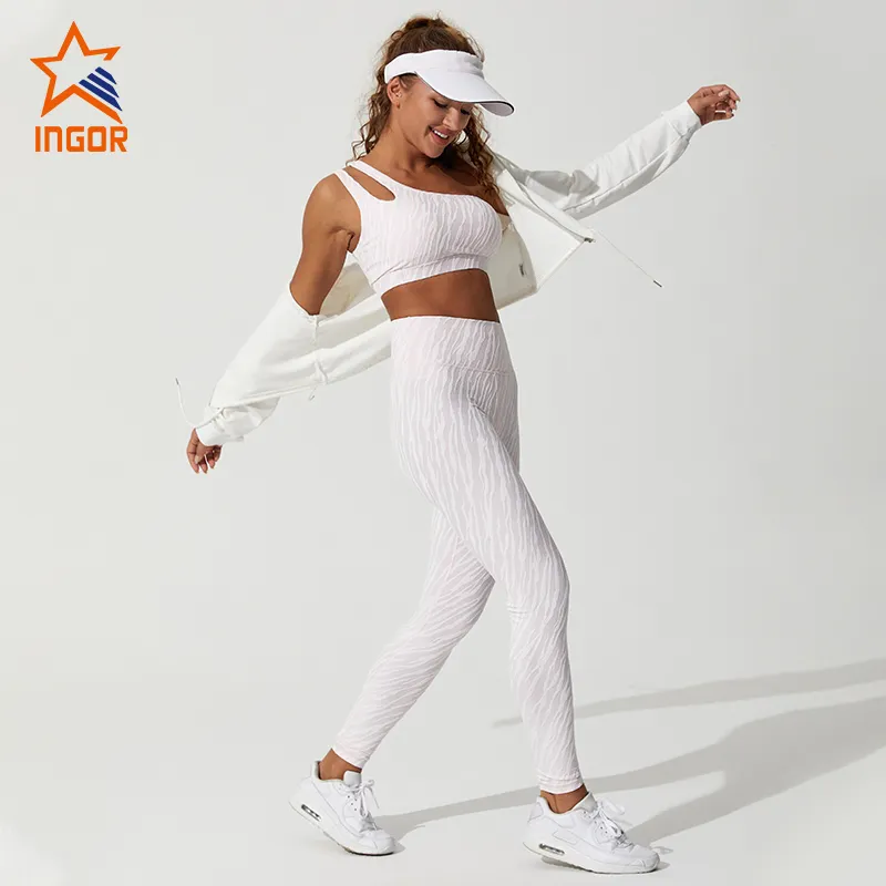 INGOR quality sports crop on sale at the gym 9