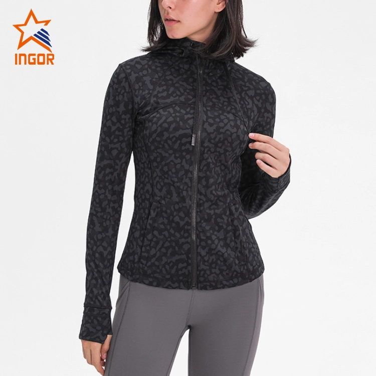 Ingorsports individuell gestaltete, atmungsaktive, weiche Sportjacke im Farbblockdesign 1