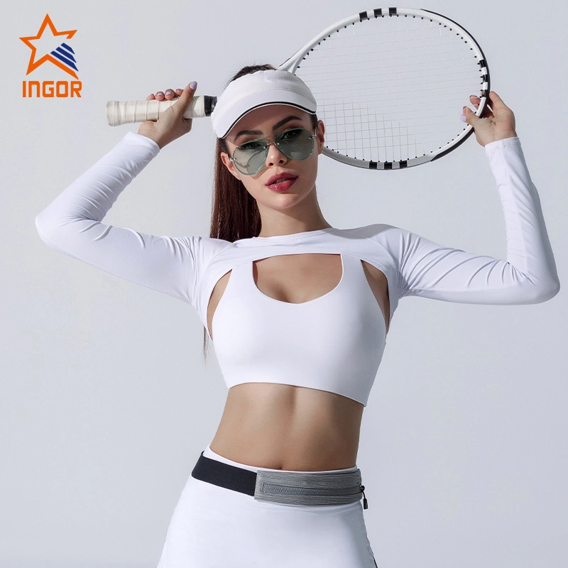T-shirt sportiva a maniche lunghe in tessuto riciclato da donna di Ingorsports Sustainable Activewear 1