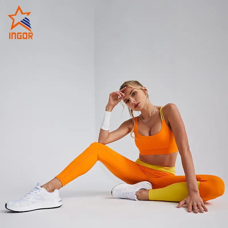convenient beautiful women wearing yoga pants tight with high quality for sport 4