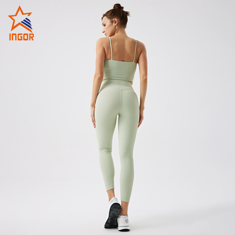 Ingorsports Fabricante de ropa deportiva sostenible Tejido acanalado reciclado personalizado Top corto clásico de moda & Conjunto de leggings de cintura alta 4