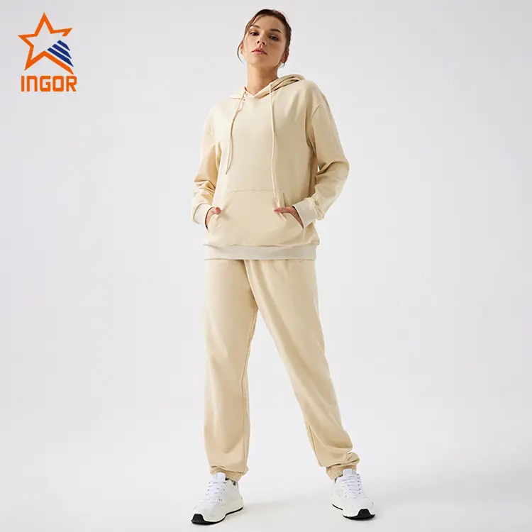 INGOR SPORTSWEAR recycled running clothes factory at the gym 3