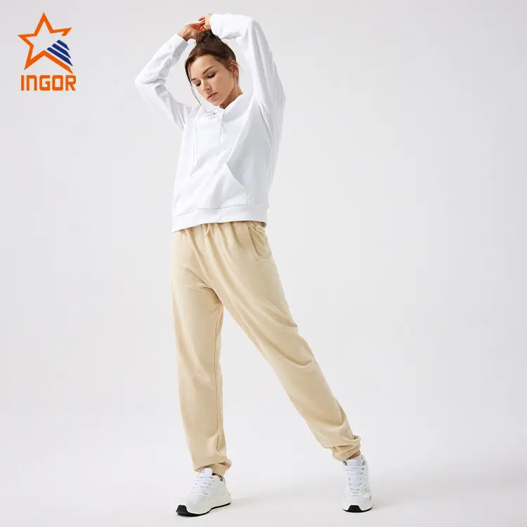 INGOR SPORTSWEAR recycled running clothes factory at the gym 6