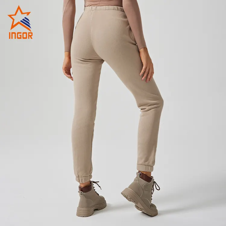 INGOR SPORTSWEAR new white yoga pants at the gym 3