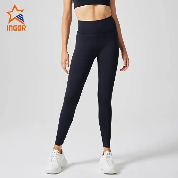 Printed Leggings: The Perfect Pair to Complete Any Casual Outfit 1
