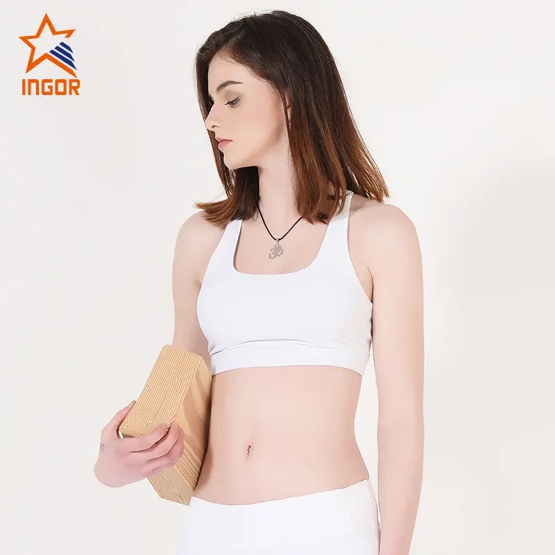 Compression Sports Bra for Pilates and Fitness Classes: A Comprehensive Guide 1