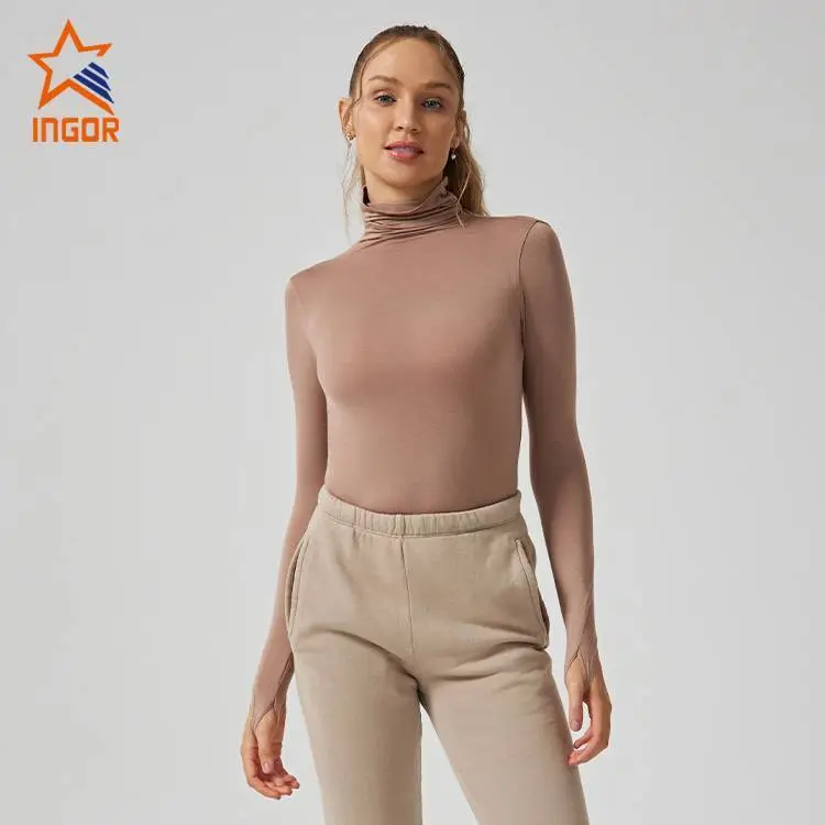 T-shirt a maniche lunghe con collo alto personalizzata da donna del produttore di abbigliamento attivo 1