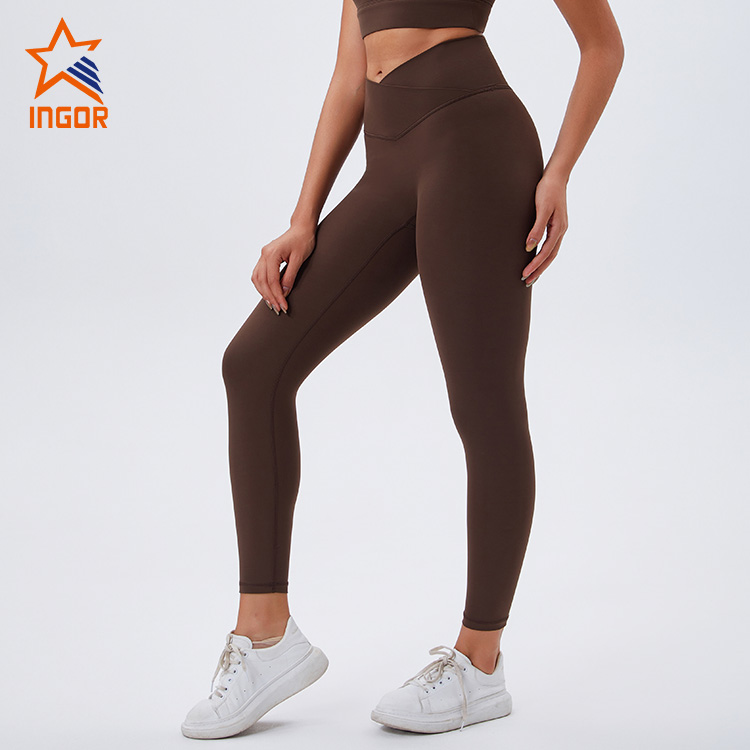 Lieferanten von Fitnessbekleidung, maßgeschneiderte Damen-Yoga-Leggings aus recyceltem Stoff mit überkreuzter Taille 4