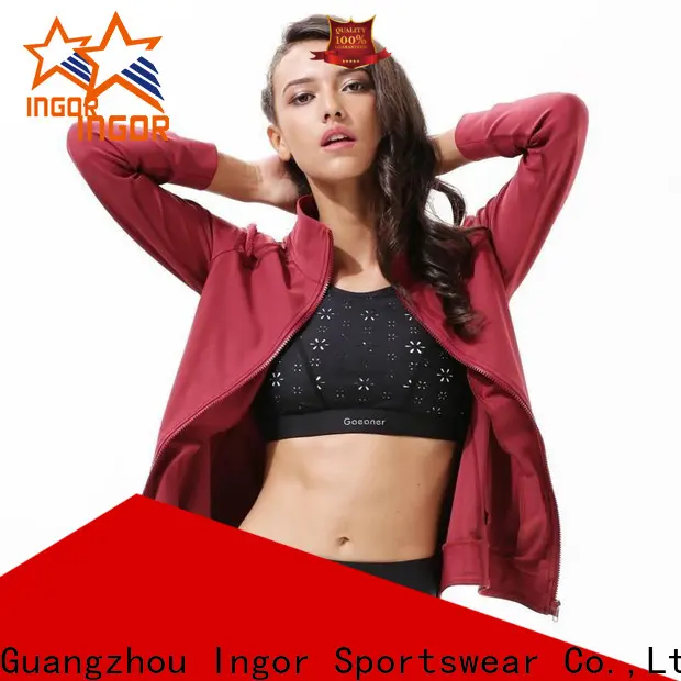 winter sport coat woman with high quality at the gym 1