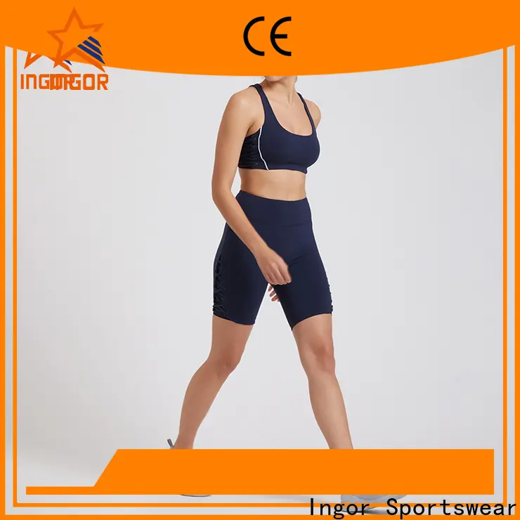 custom yoga apparels owner for women 1