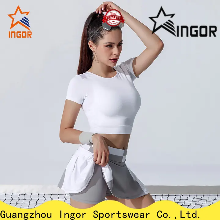 INGOR crop tank with high quality at the gym 1