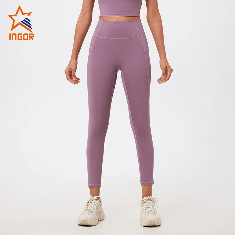 Leggings da yoga atletici con tasca laterale a vita alta nudi 1