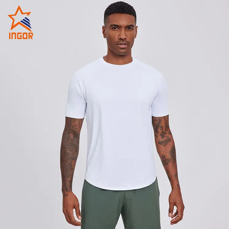 The Evolution of Gym Wear Manufacturer vs Emerging Competitors 1