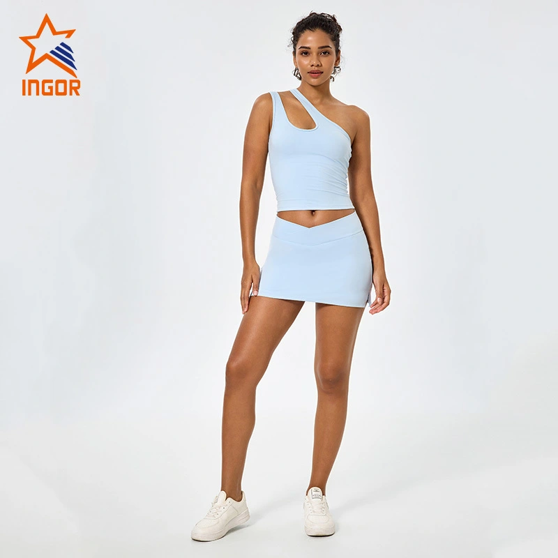 Oem aangepaste vrouwen één schouderbanden sport beha + dubbele laag tennisrok sportsets 1