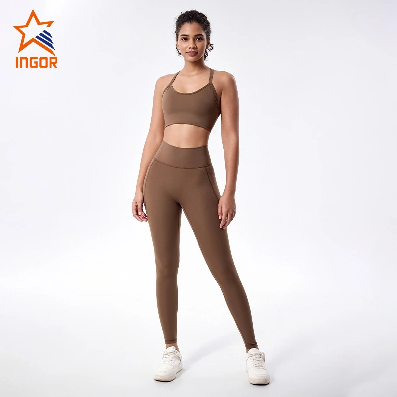 Bra da yoga regolabili cinghie, set di leggings a vita alta tasca 1