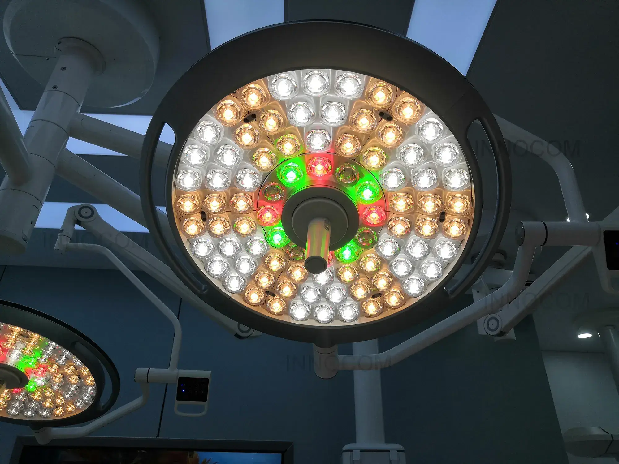 High Quality Surgery Lights Wholesaler 3