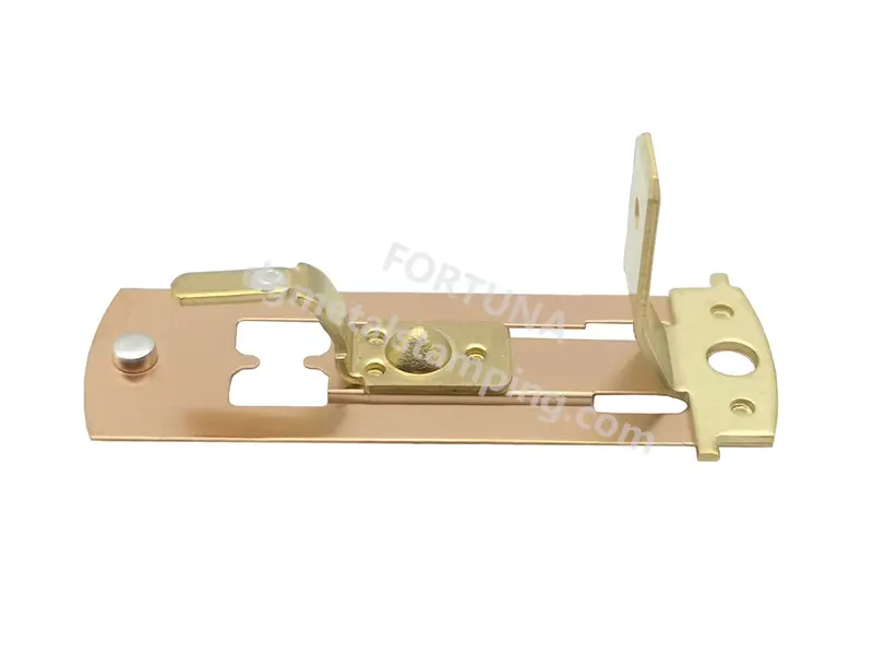 Shrapnel métallique à rivetage automatique intramode 1