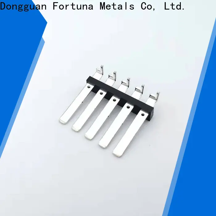 Estampado de metal profesional, piezas de metal en línea para sujeción. 1