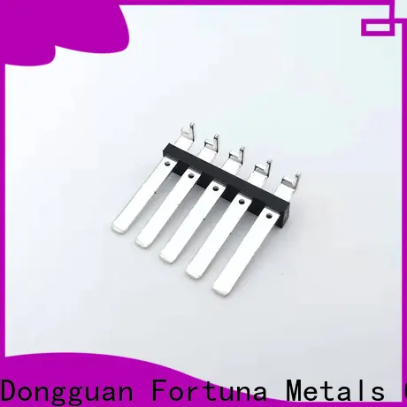 Fortuna Estampado de metal en línea para sujeción. 1