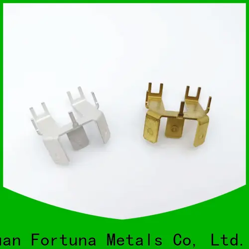 Conector de estampado de metal de precisión profesional chino para sujeción 1