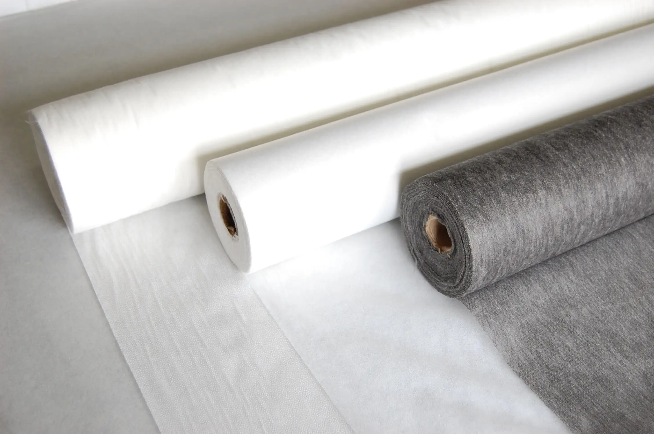 Polyester Nonwoven Fusible Interlining Fabrics for Garment Industry 1