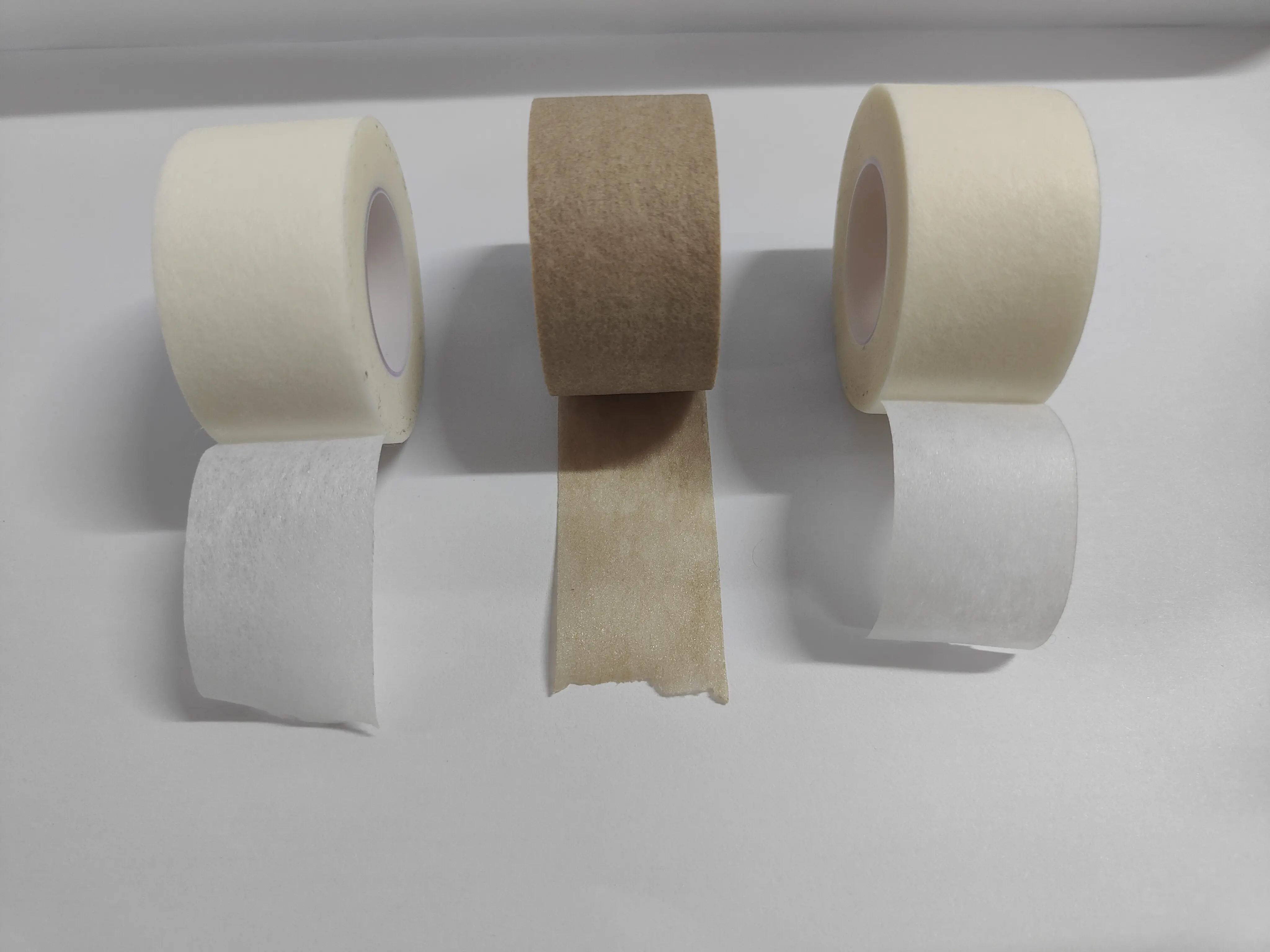 Skin Friendly Adhesive Tape PRODUCTS Wholesale - XINYU Non-woven 3