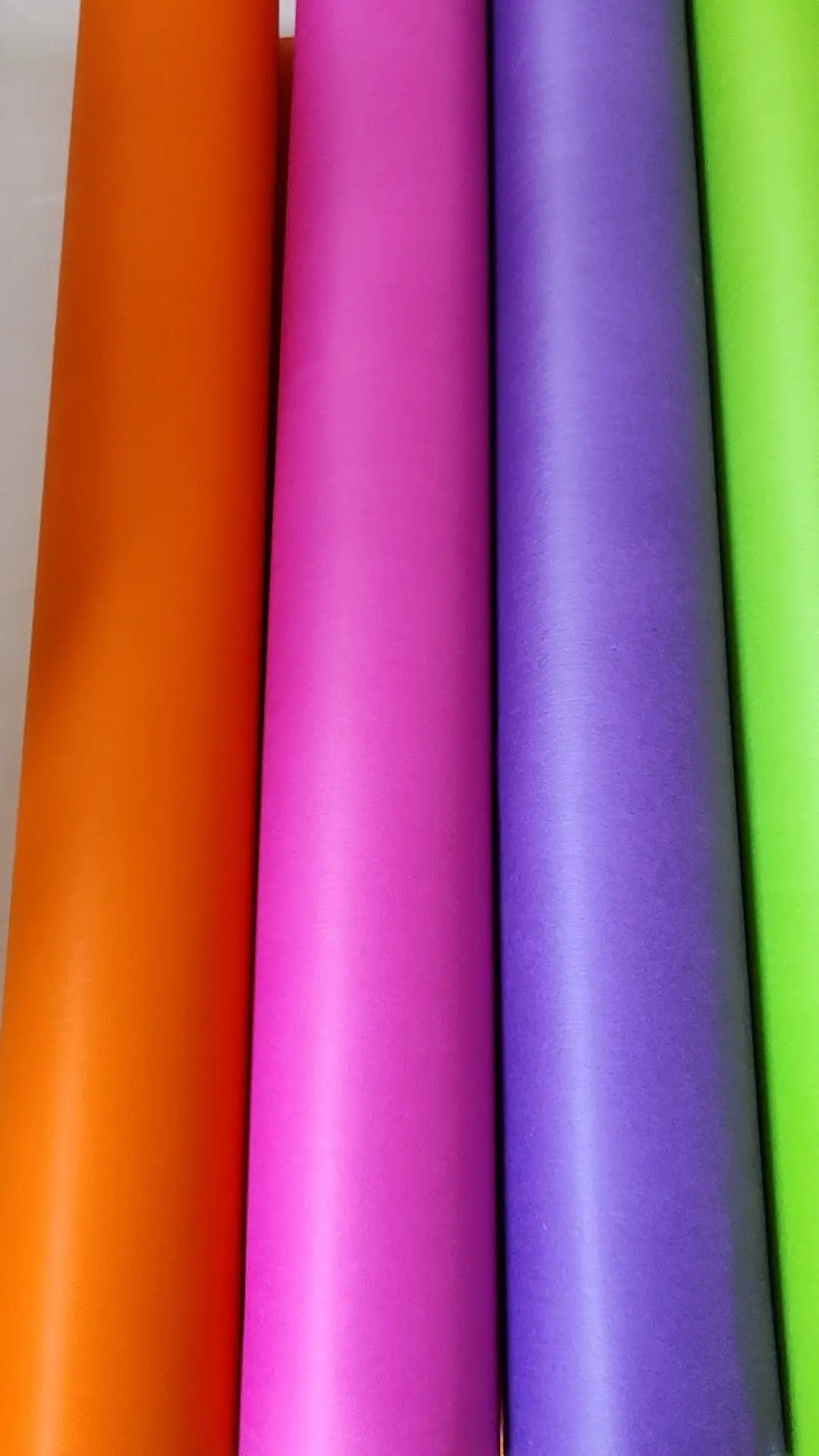 Color Non-Woven 1