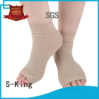 S-King comfortable heel care socks customized man’s sports 1