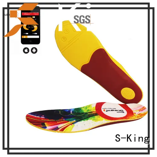 Custom rechargeable thermal insoles for golfing 1