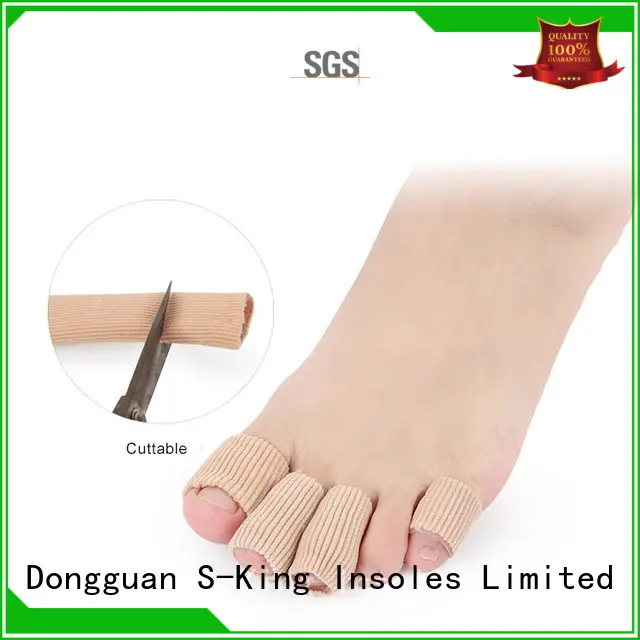 Top silicone bunion protector for overlapping toes 1