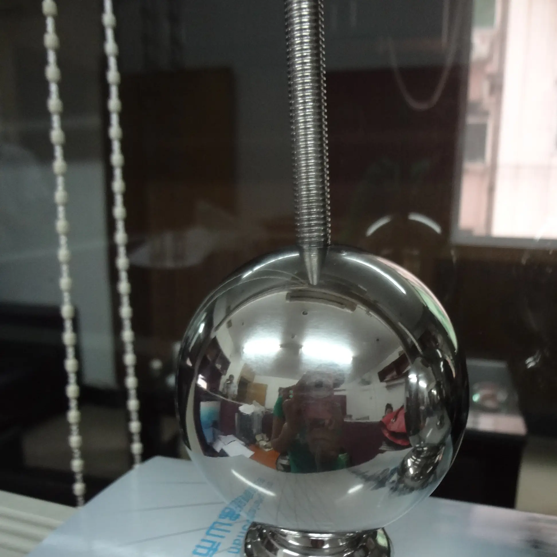 4 inch BALL FOR IRON BED 1