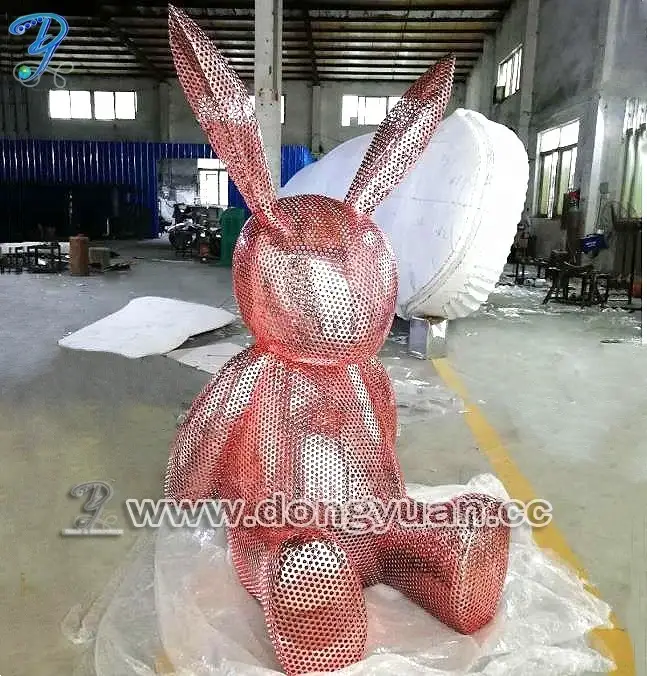 Modern Arts Pinkish Bunny Sculpture for Luxury Store, Theme Park 1