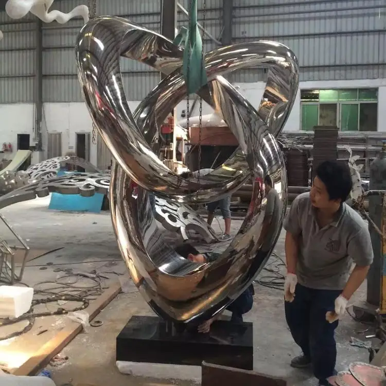 Sculpture metal 1