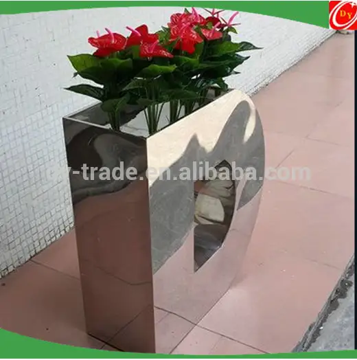 High quality D  shape stainless steel flower planter /pots for decoration 1