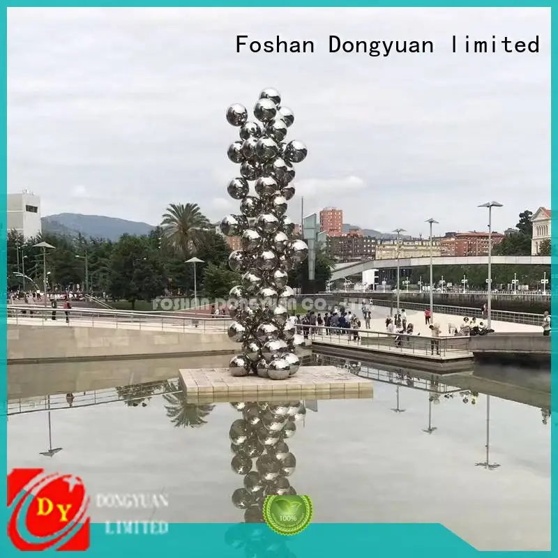 DONGYUAN penguin recycled metal art customized for square 1