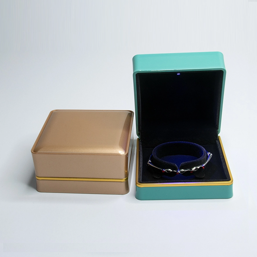 Wholesale price jewellery package red ring necklace bracelet custom logo luxury jewelry box with led light 1