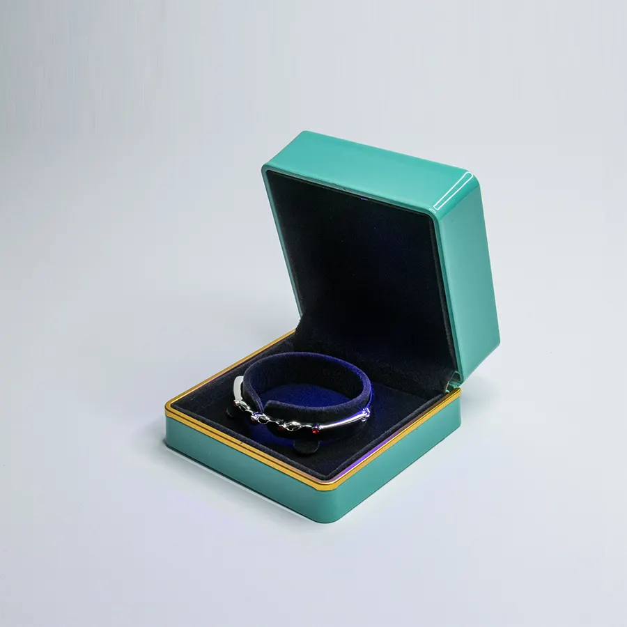 Luxury Rigid Box Manufacturers Customized - - EverwinBoxes 7