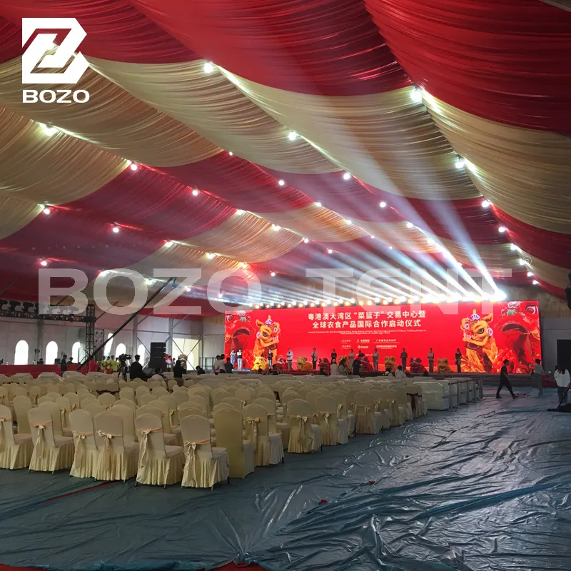 Durable Center Pole Tent for Hanger 6
