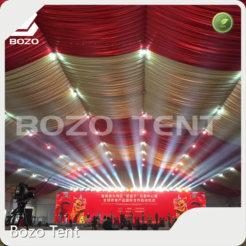 Durable Center Pole Tent for Hanger 1